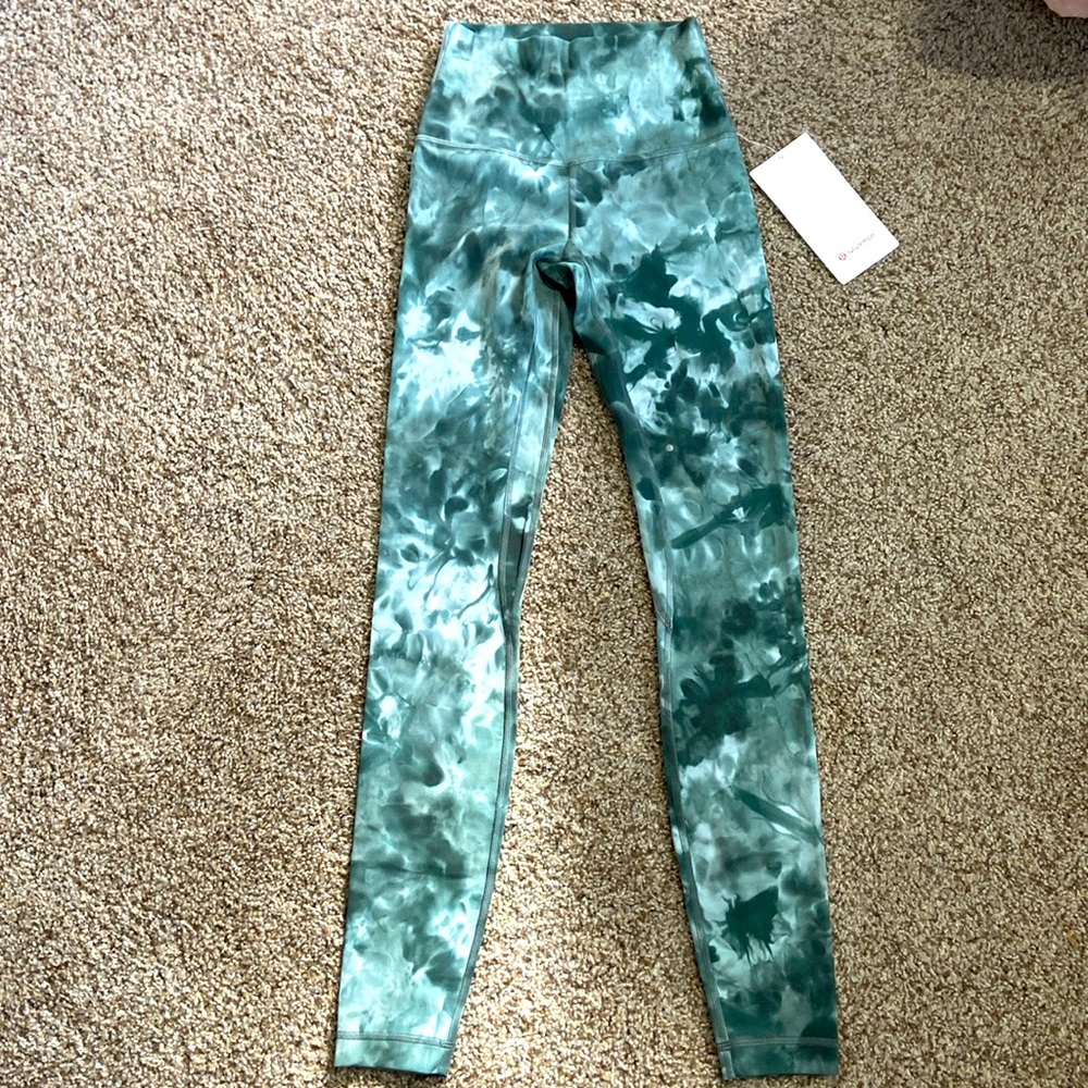 NWT Lululemon Align leggings size:2 High Rise 28” length•green/white marbled